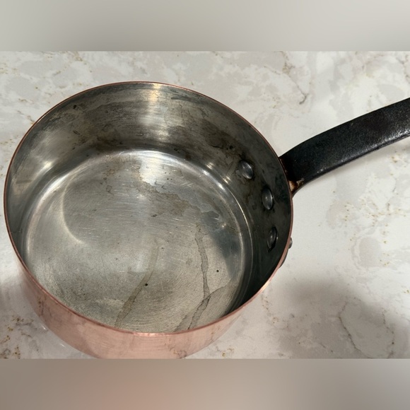 Rare Early Antique 1900s Copper Pot Cast Iron Handle Copper Rivets Tin Lined HTF - Picture 2 of 10